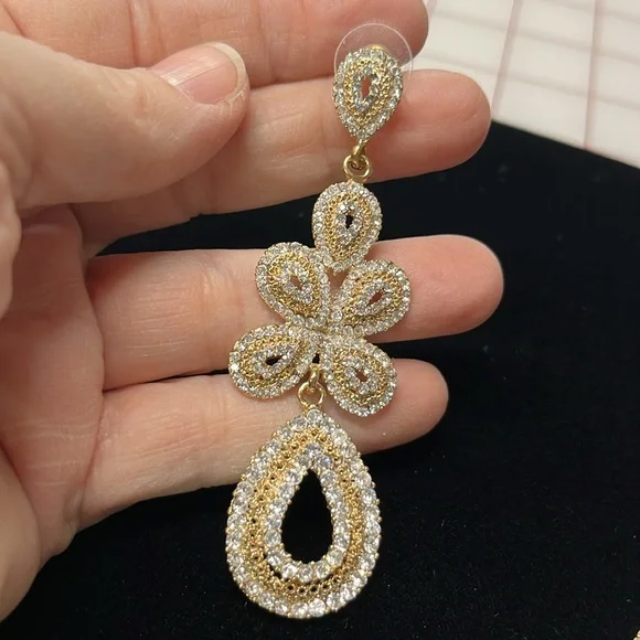 RHINESTONE/GOLD EVENING 3" Drop Glamour Party Wedding Pierced Cocktail Earrings - Picture 3 of 11